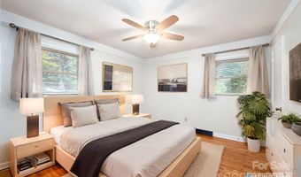 14 Wagon Rd, Asheville, NC 28805