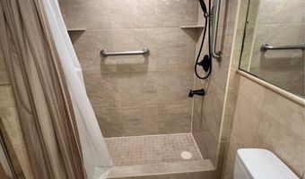 300 Wai Nani Way 204, Honolulu, HI 96815