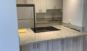 825 Coolidge St 204, Honolulu, HI 96826
