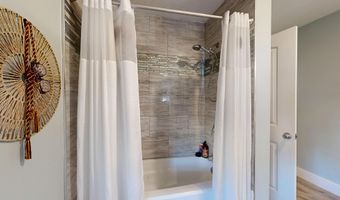 2043 N Belfast Ave, Augusta, ME 04330