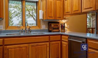 33 Road 3DX, Cody, WY 82414