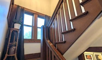 906 Locust St, Atlantic, IA 50022