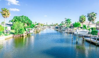 736 GRAN KAYMEN Way, Apollo Beach, FL 33572