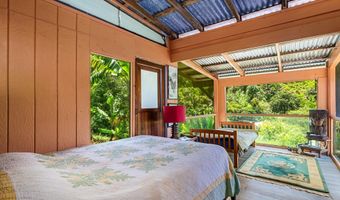 106 Hikiau Rd, Haiku, HI 96708