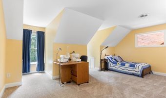 12448 Whisana Ln, Ashland, VA 23005