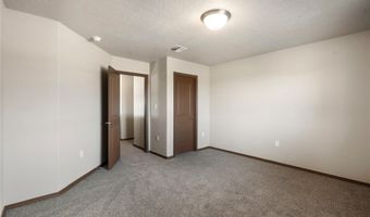 8700 Desert Finch Ln, Albuquerque, NM 87122