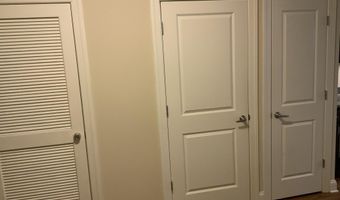 733 Broadway 105, Albany, NY 12207