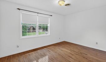 19025 Essex Dr, Abingdon, VA 24211