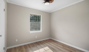 255 Brackin St, Crestview, FL 32539
