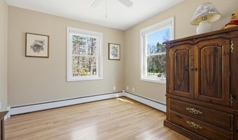 17 Dudley Rd, Brentwood, NH 03833