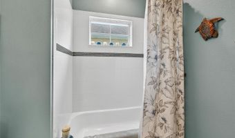 623 WINTERSIDE Dr, Apollo Beach, FL 33572