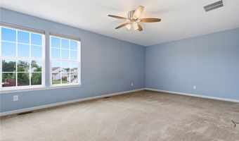 3178 Fenmore Ln, Aurora, OH 44202