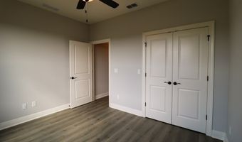 185 Meredith Dr, Bainbridge, GA 39819