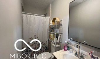 120 W 5th St, Anderson, IN 46016