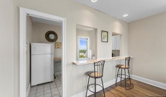 400 Deal Lake Dr 7H, Asbury Park, NJ 07712