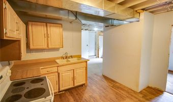 645 Elfgen St, Alton, IL 62002