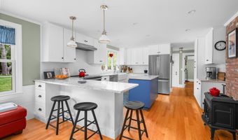 156 Tonela Ln, Barnstable, MA 02630