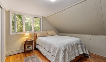 202 Paine St, Bellingham, MA 02019