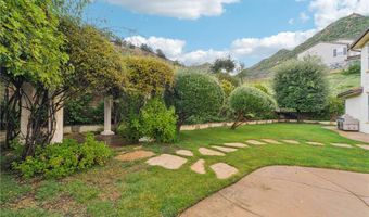 1908 Hazel Nut Ct, Agoura Hills, CA 91301