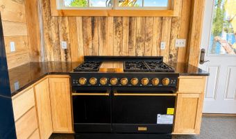 1027 S Barton Rd, Barton, VT 05822