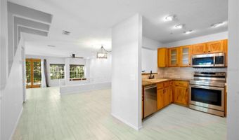 641 MAPLE OAK Cir 101, Altamonte Springs, FL 32701