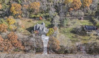 2374 Newport Rd, Ann Arbor, MI 48103