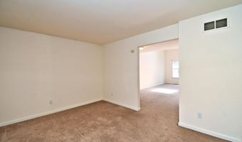 5631 STONECROFT Ln, Allentown, PA 18106