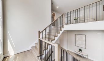 6934 RENITA Ln, Bethesda, MD 20817