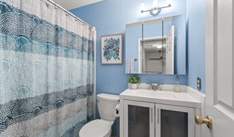 27506 Rondell St, Agoura Hills, CA 91301