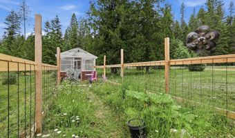 5611 Blacktail Rd, Careywood, ID 83809