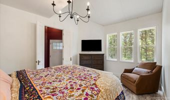9785 Edna Pl, Cascade, ID 83611