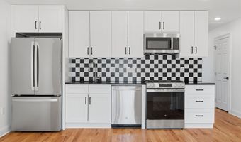 14 W 49TH St 2, Bayonne, NJ 07002