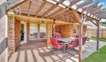 2901 N Towne Dr, Altus, OK 73521
