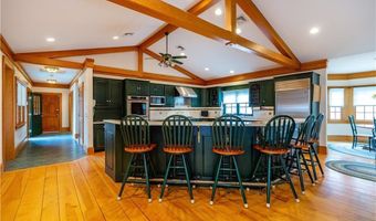 208 Tourtellot Hill Rd, Glocester, RI 02814