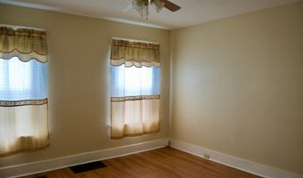 37 Putnam St, Bristol, CT 06010