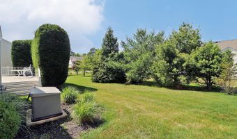 3 Battery Ct, Barnegat, NJ 08005