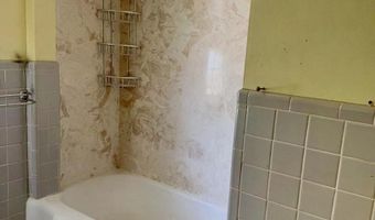 809 S Roselawn Ave, Artesia, NM 88210