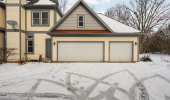 5971 Creekview Ct, Ann Arbor, MI 48108