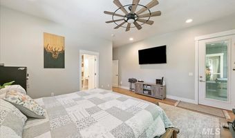 8604 W Small Creek Dr, Boise, ID 83709