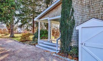 18 Orchard Ave, Barrington, RI 02806