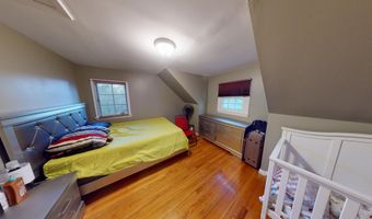 149 Dartmouth St, Bangor, ME 04401