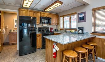 9 F River Run Dr, Bartlett, NH 03838