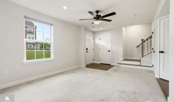 19 Kiln Dr 219, Aberdeen, NJ 07721