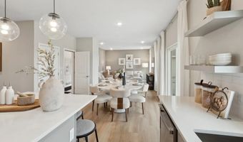 9222 Mile View Ct, Bowling Green, OH 43402