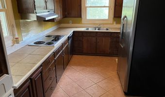 102 Evans Ln, Alamo, TN 38001