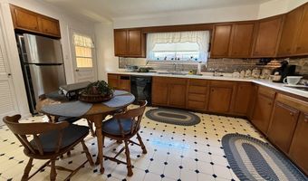 8075 Loop Rd, Alexandria, PA 16611