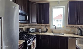 255 Pine Dr, Bayville, NJ 08721