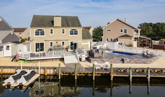 96 Windjammer Ct, Bayville, NJ 08721