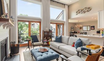 4 SPA CREEK Lndg B3, Annapolis, MD 21403
