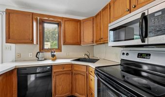138 Butternut Ln A, Bristol, CT 06010